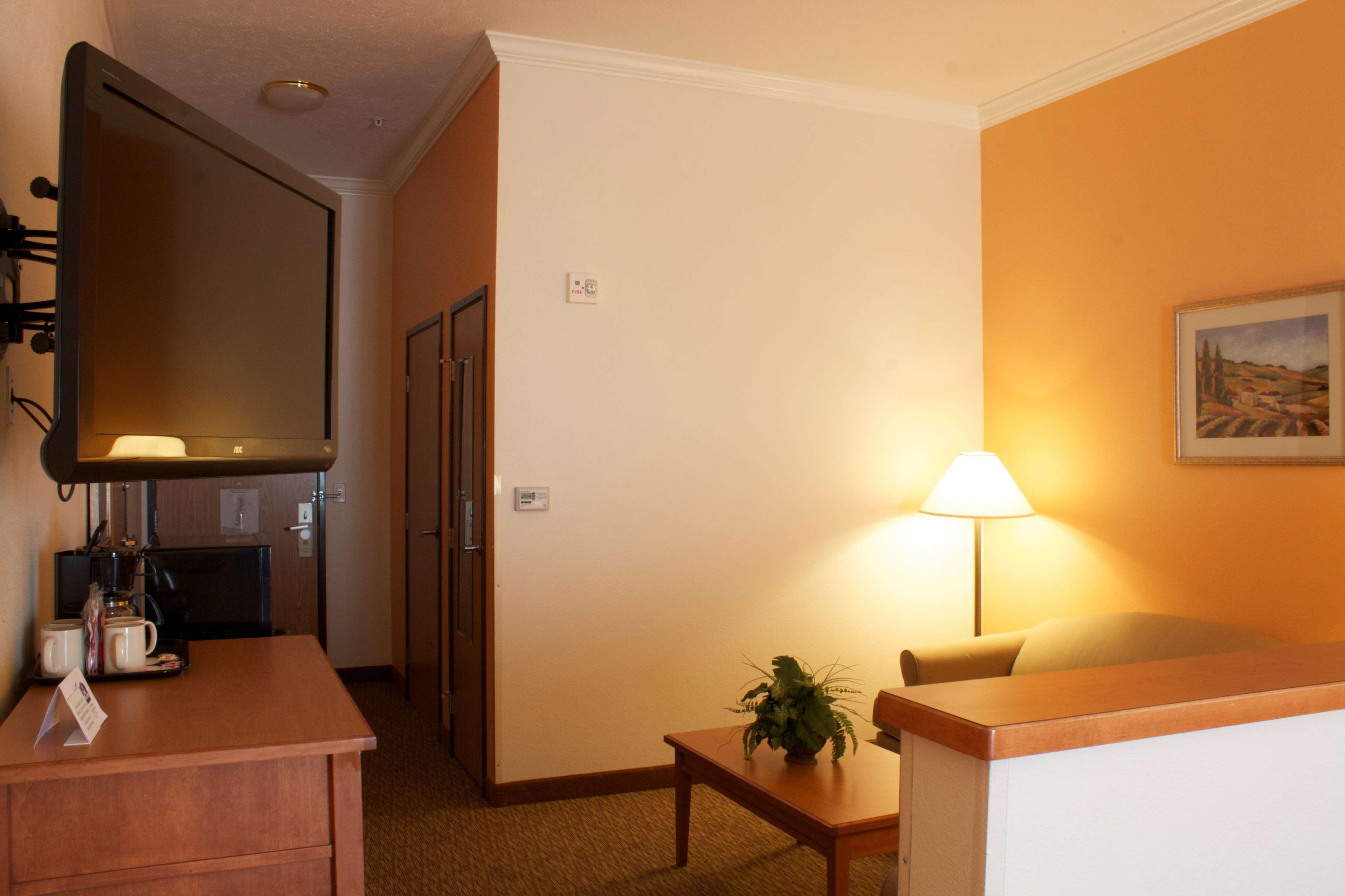 Best Western Plus Grapevine Inn Sunnyside Exterior foto