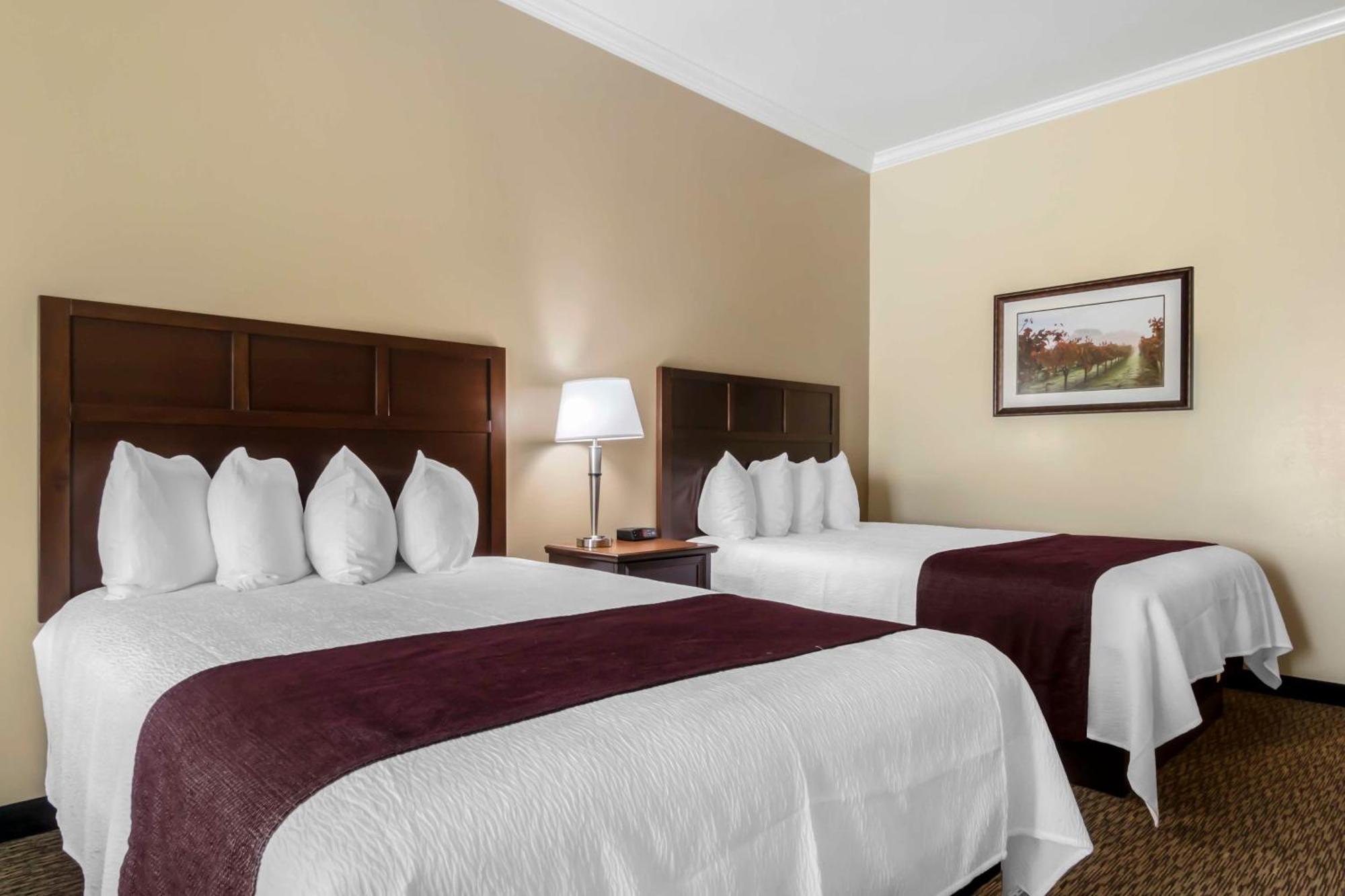 Best Western Plus Grapevine Inn Sunnyside Exterior foto